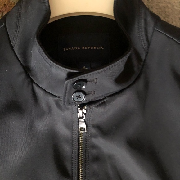Banana Republic Black Lightweight Zip Jacket - Picture 2 of 6